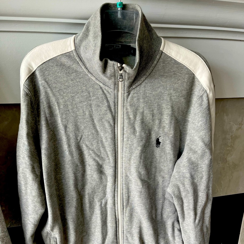 Men large Polo hoodie, no hood